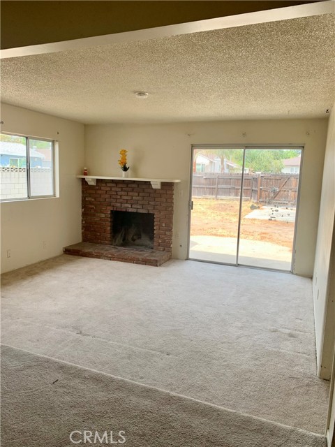 15825 Devonshire Street photo 3