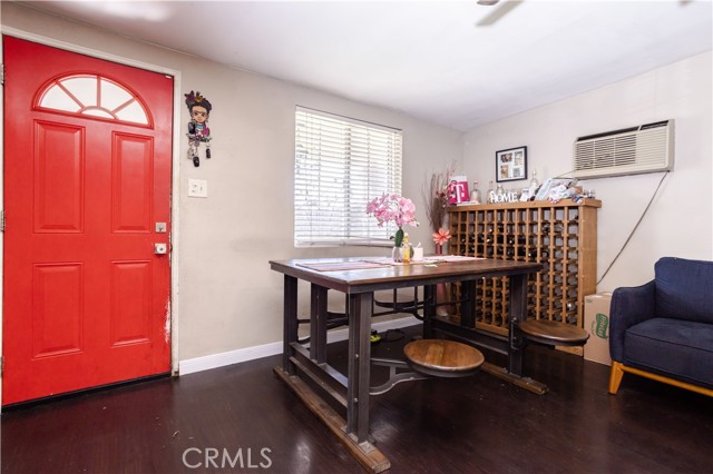 11141 Lull Street photo 11