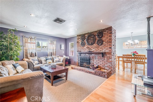 16742 Flanders Street photo 8