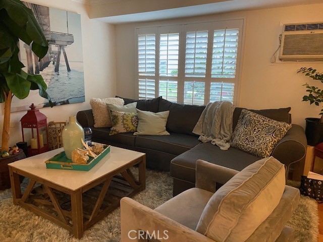 22030 Calvert Street 6, Woodland Hills, CA 91367