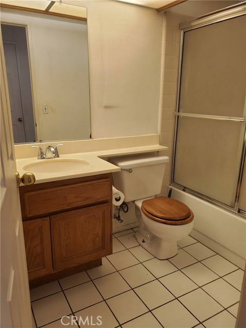bathroom/downstairs