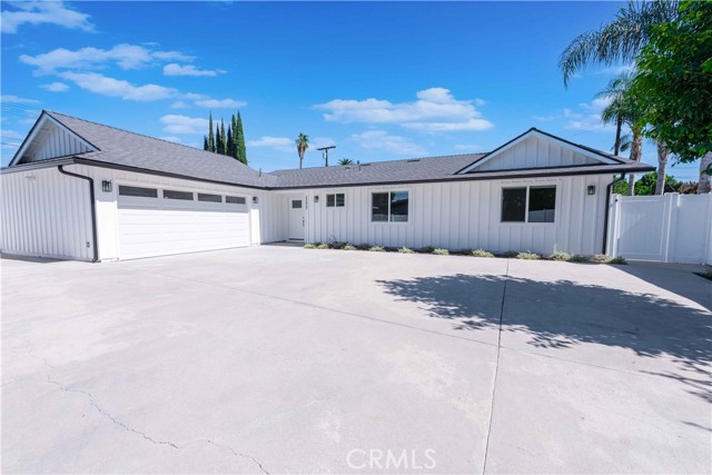 22425 Welby Way photo 4