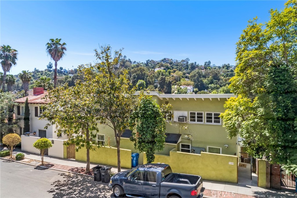 3107 Hollycrest Drive, Los Angeles, CA 90068