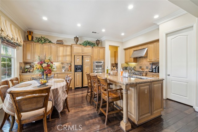 KITCHEN, CENTER ISLAND-BAR, BREAKFAST AREA