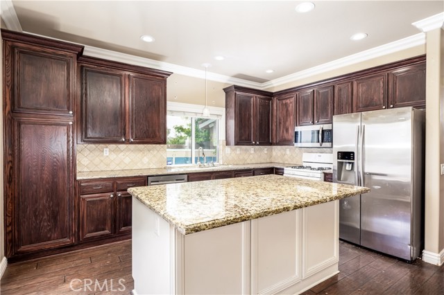 Kitchen with island