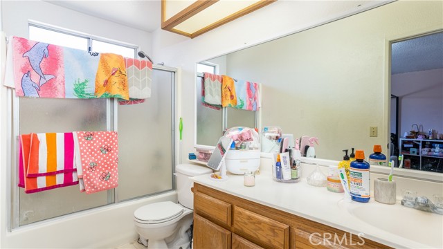 Detail Gallery Image 10 of 17 For 43844 San Francisco Ave, Lancaster,  CA 93535 - 3 Beds | 2 Baths