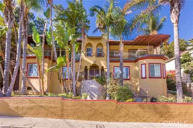 2253 N Gower Street Los Angeles, California Fabulous Hollywood Dell one bedroom apartment in a 4-unit, superbly refurbished 1920's Spanish-style building. Bright and sun filled space featuring hardwood floors, personal washer/dryer, all appliances, central air/heat and a private patio. Surrounded by beautiful gardens, located on a knoll overlooking Beachwood Canyon, and next to the Chaplin estate! One of the best locations in the Hills within walking distance to shops and restaurants. Enjoy cool canyon breezes and views of the Hollywood sign from the larger shared patio too. If you are serious about finding a beautiful place to live in the Hollywood hills, then here is your chance! Ready for move-in on June 1st.
