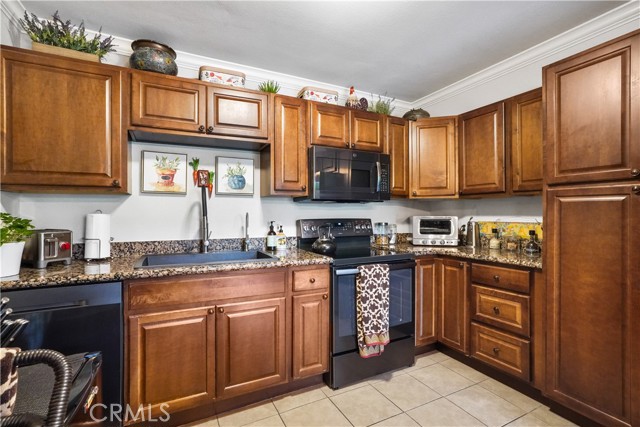 2256 Moss Court photo 4