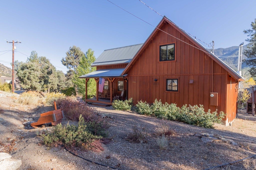 Detail Gallery Image 1 of 1 For 16412 Grizzly Dr, Pine Mountain Club,  CA 93225 - 2 Beds | 2 Baths