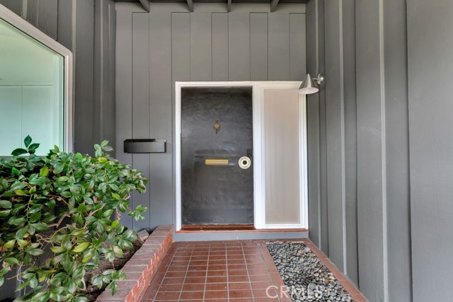 17201 Willard Street photo 2