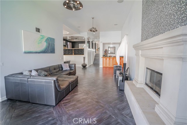 415 Irena Avenue, Redondo Beach, California 90277, 5 Bedrooms Bedrooms, ,4 BathroomsBathrooms,Residential,Sold,Irena,SR21098424