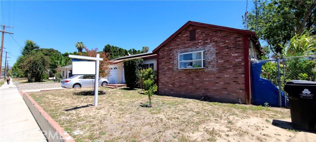 7822 Tampa Avenue photo 2