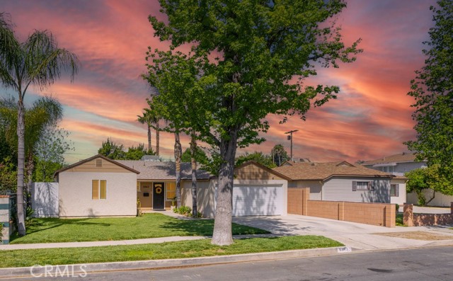 6943 Aura Avenue photo 3