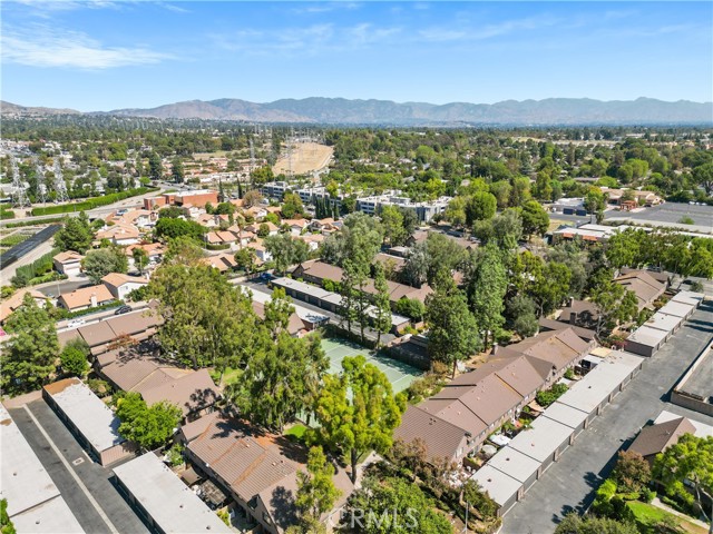 9749 Reseda Boulevard, 17 photo 3