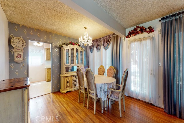 8057 Bellaire Avenue photo 6