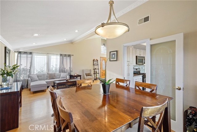 8960 Megan Avenue photo 8