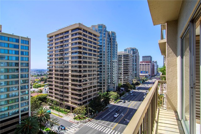 Image 3 for 10747 Wilshire Blvd #1302, Los Angeles, CA 90024