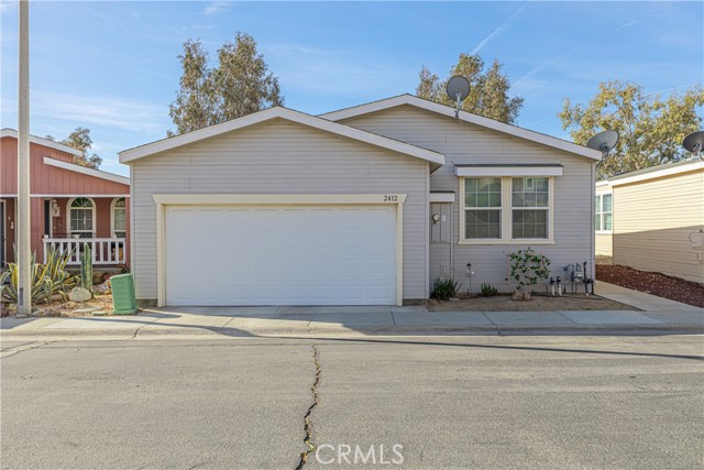 Detail Gallery Image 1 of 1 For 2412 Grandview, Rosamond,  CA 93560 - 3 Beds | 2 Baths