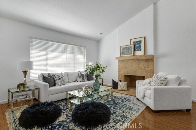 22671 Stagg Street photo 7
