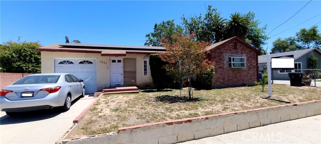 7822 Tampa Avenue photo 4