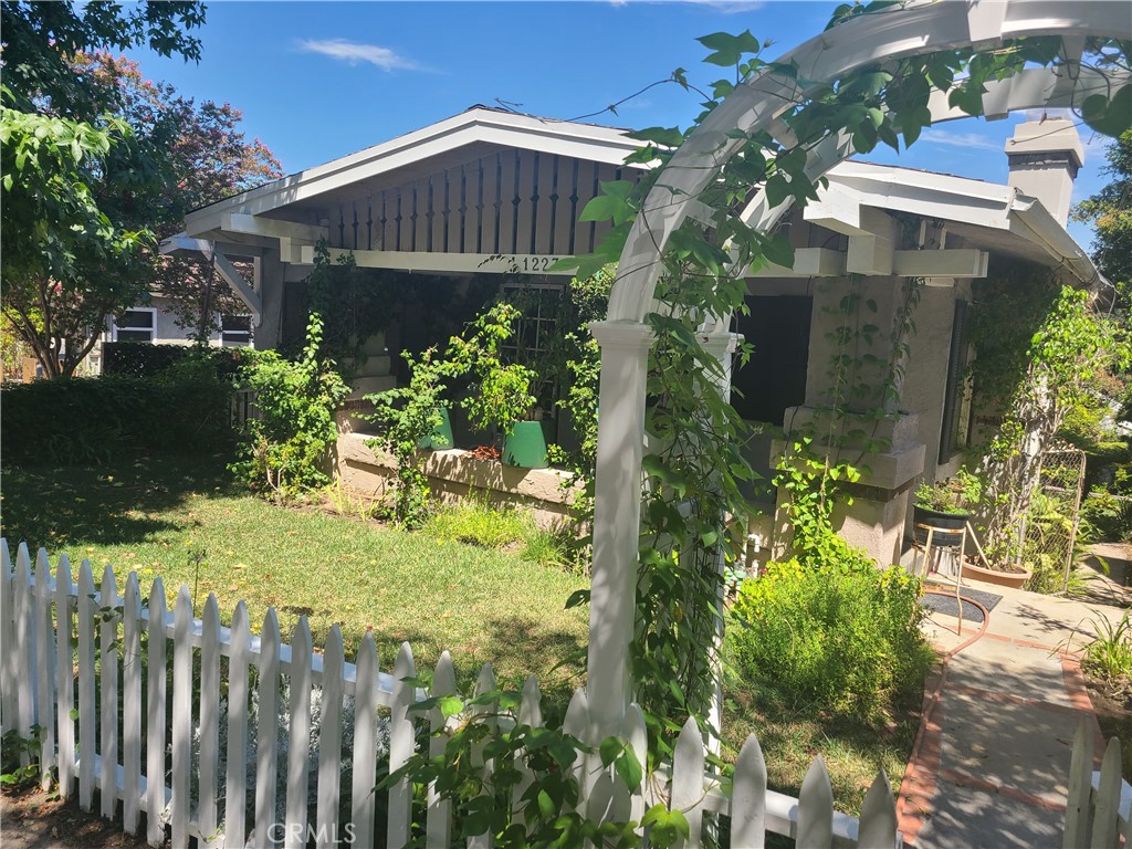 1227 Oak Grove Drive, Eagle Rock, CA 90041