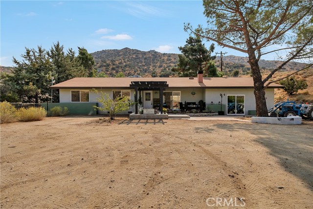 940 E Soledad Pass Road