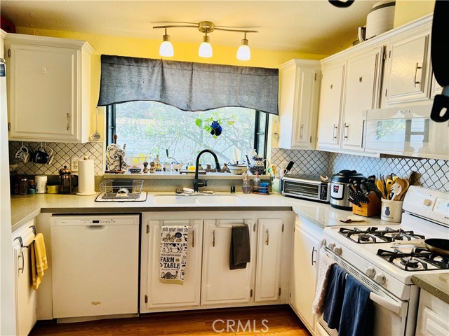 13691 Gavina ave, 480 photo 7