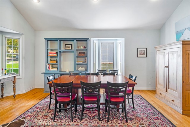 1030 East Grinnell Drive photo 8