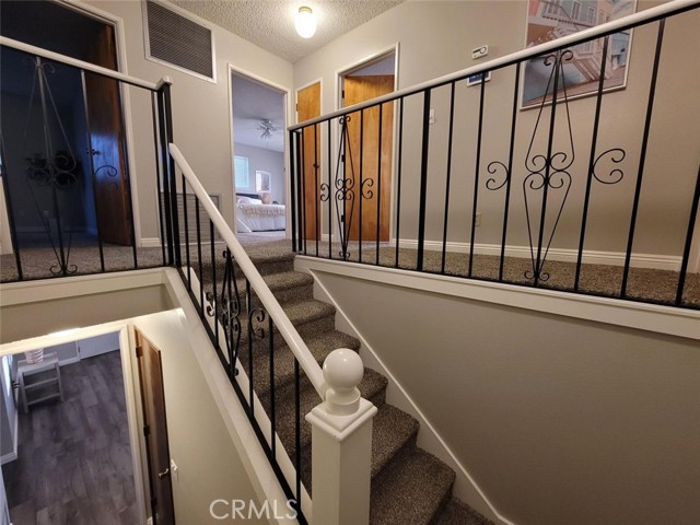 Detail Gallery Image 14 of 22 For 41614 27th St, Palmdale,  CA 93551 - 4 Beds | 2/1 Baths