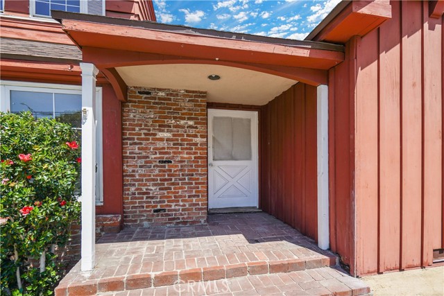 10575 Vinedale Street photo 7