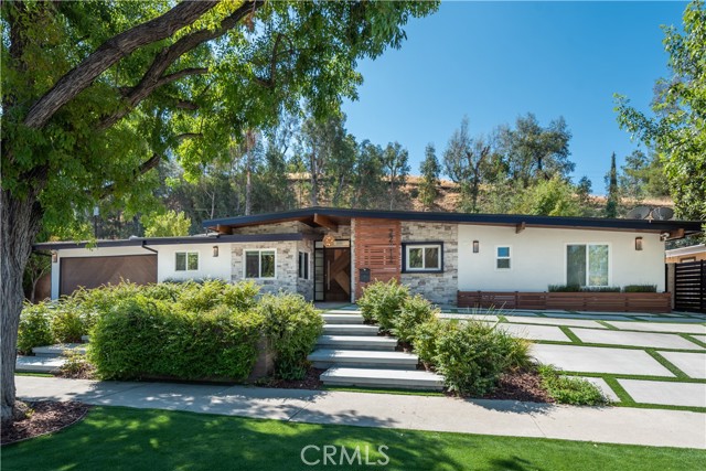 22312 TIARA Street photo 2