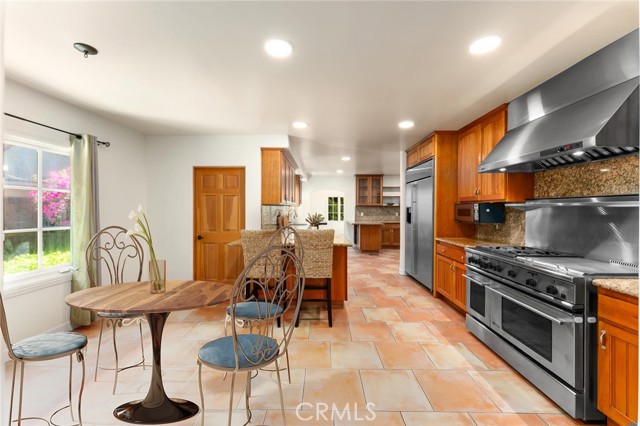 14208 Chandler Boulevard photo 8