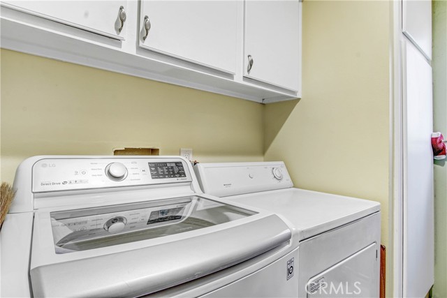 17021 Lassen Street photo 32