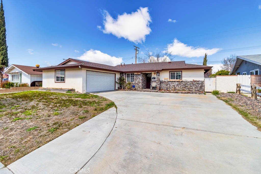 1745 W Jenner Street, Lancaster, CA 93534