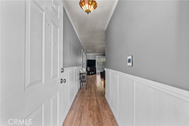 10636 Woodley Avenue, 15 photo 2