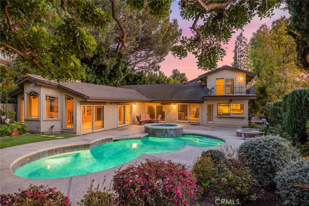 3335 Dona Rosa Drive
