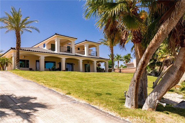 Rear view with launch ramp