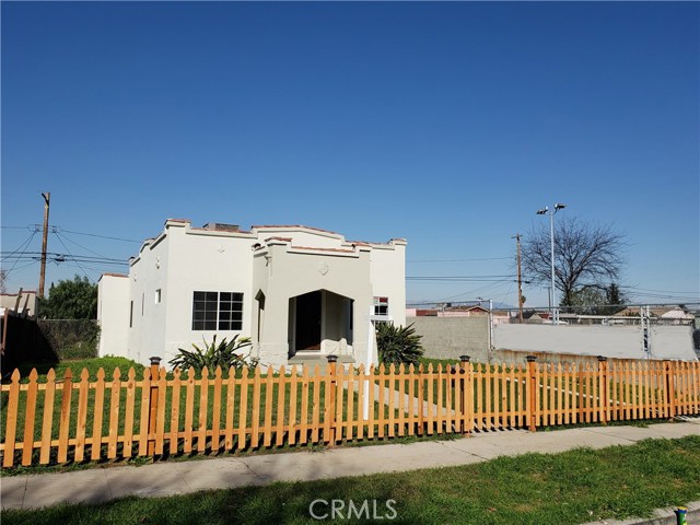 2123 W 74th St, Los Angeles, CA 90047