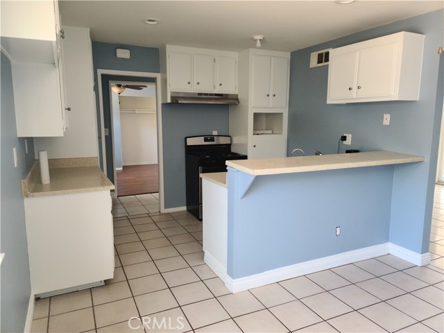13457 Eldridge Avenue photo 7