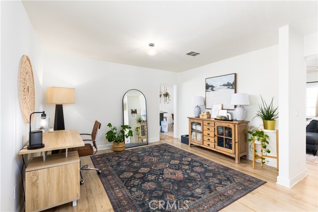 10154 Swinton Avenue photo 4