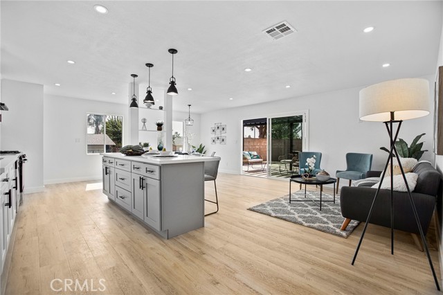 13025 Cranston Avenue photo 2