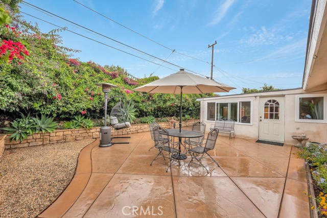 1896 Munson St. - Backyard and enclosed patio 5