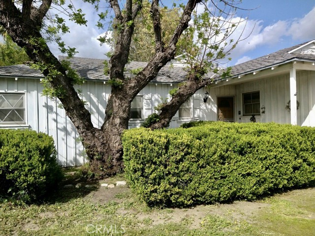 19435 Hatteras Street photo 1