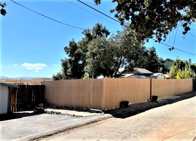 23140 Schumann Road photo 2