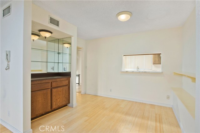8744 Darby Avenue, 3 photo 5