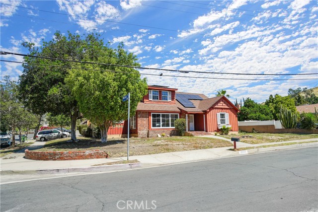 10575 Vinedale Street photo 2