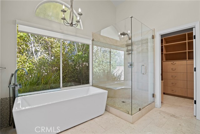 Detail Gallery Image 34 of 63 For 22101 Cairnloch St, Calabasas,  CA 91302 - 4 Beds | 3 Baths