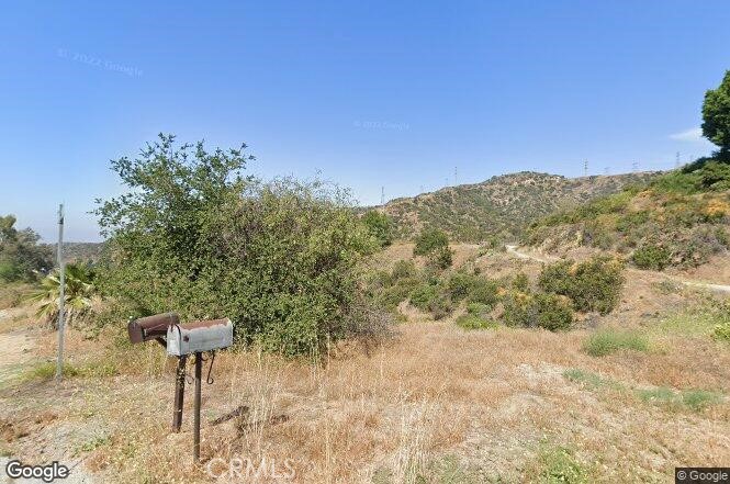 1372 Wierfield Drive, Pasadena, CA 91105