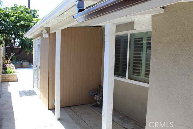 Side Access to Garage