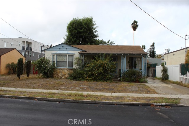 5749 Ensign Avenue photo 4